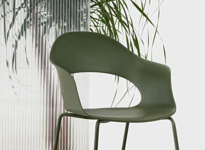 chaises-modernes-chaise-lady-b-go-green-scab-design-arredaremoderno