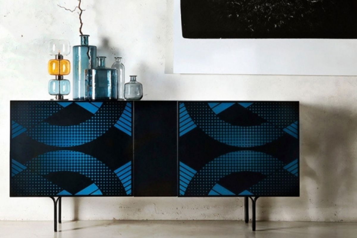 furnishing with blue