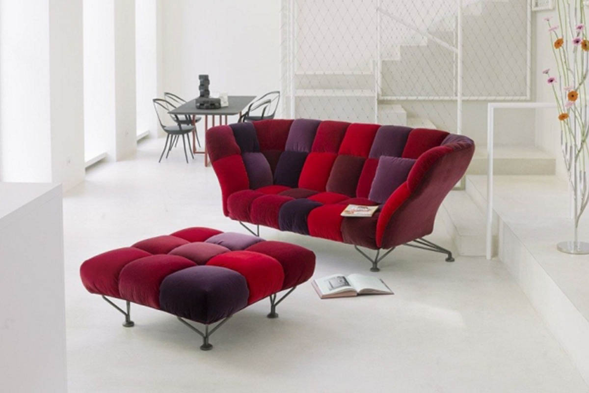 combine furniture of different colour