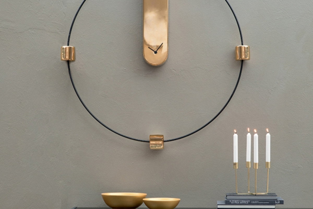 Reloj de pared para casa elegante - Lista de los complementos de decoración de lujo