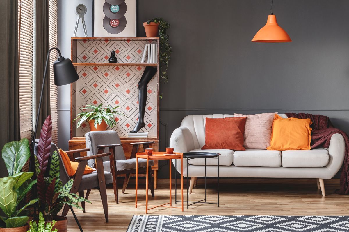 Diseño de muebles naranja a juego