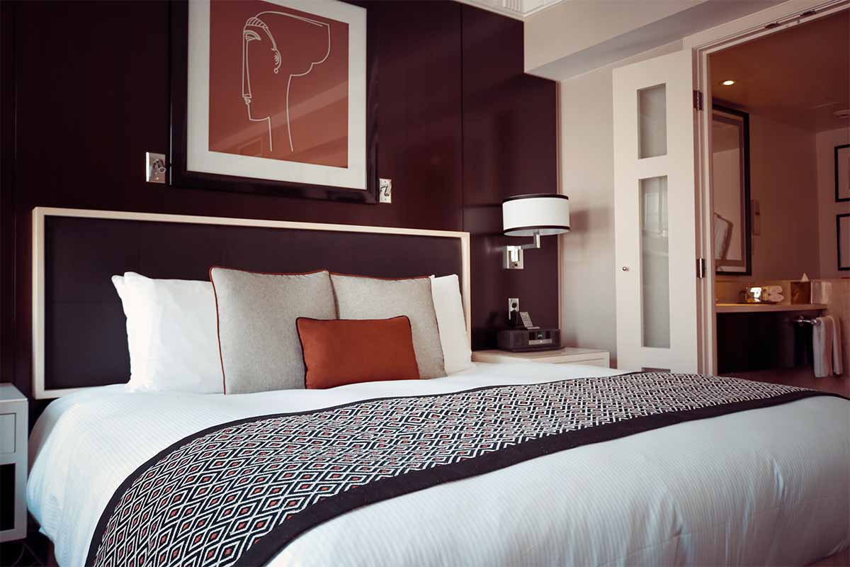 Furnishing a modern style hotel: the complete guide