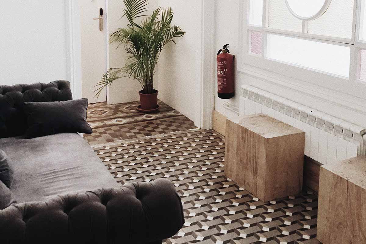 Modern interior floors: ideas and tips