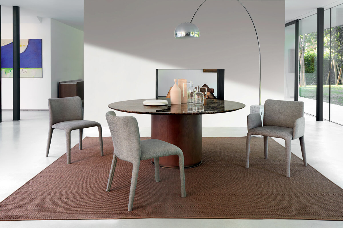 meubler un appartement dans un style moderne - table ronde avec structure en bois