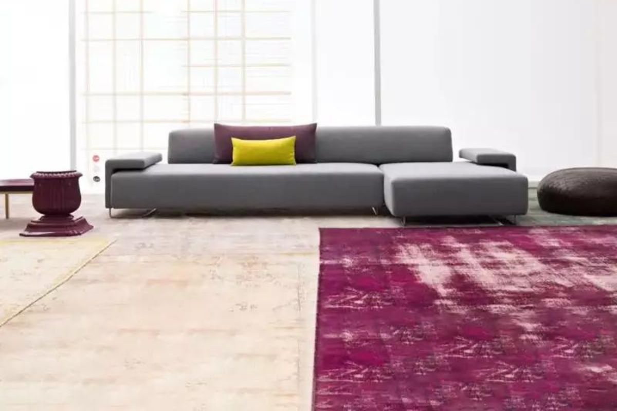 Wie man die Farbe des Sofas wählt