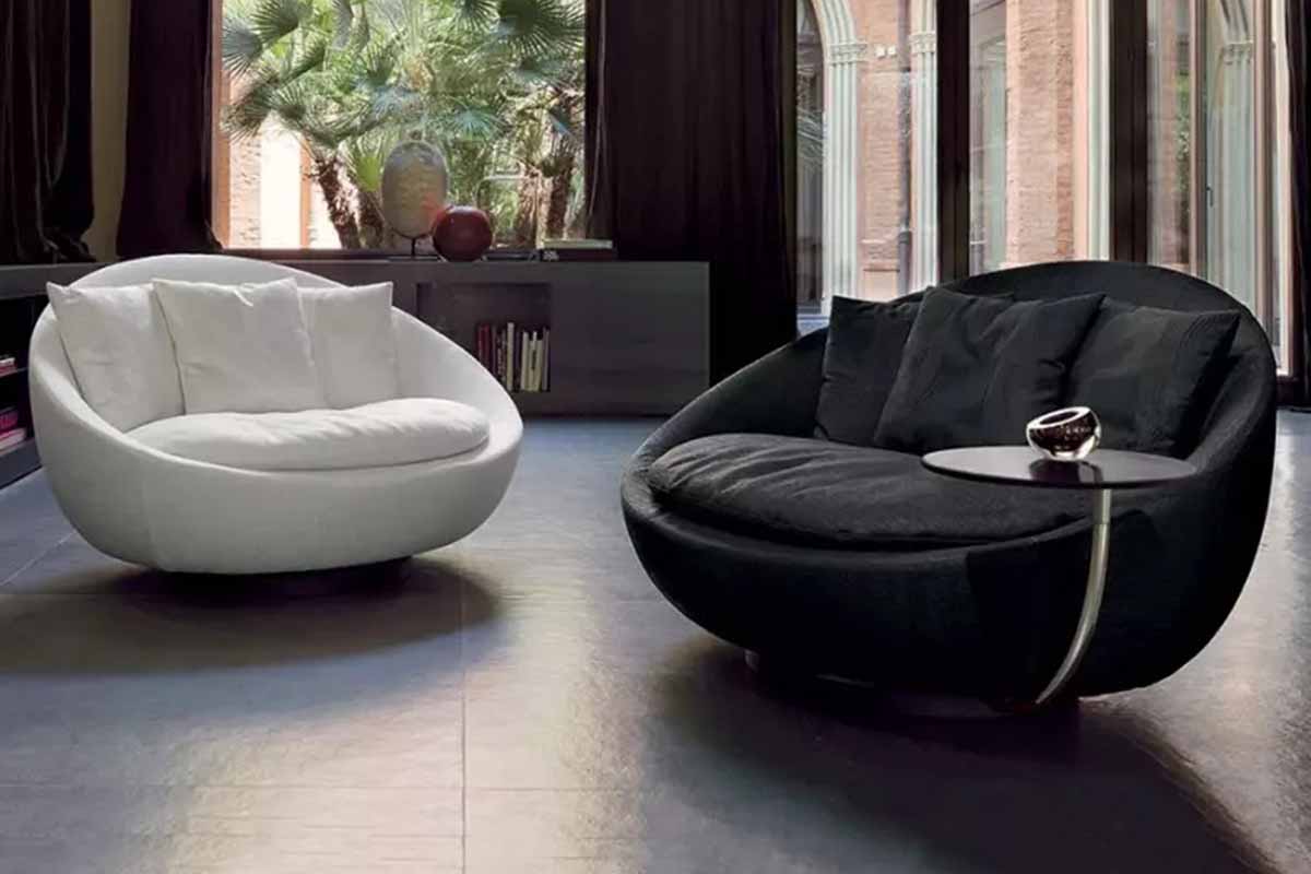 The round sofa: timeless elegance