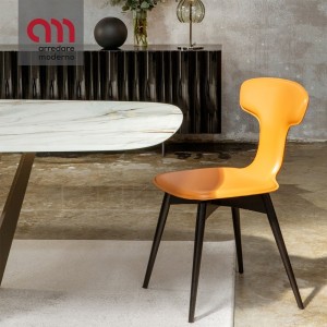 Dauphine Tonin Casa Stuhl