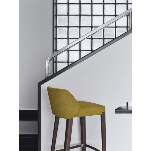 Concha Potocco Hocker