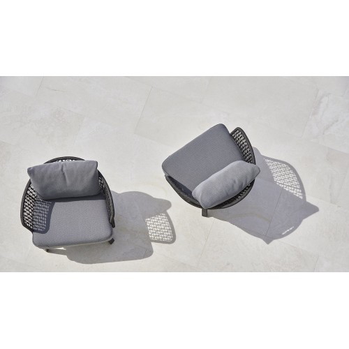 Emma Varaschin Sessel