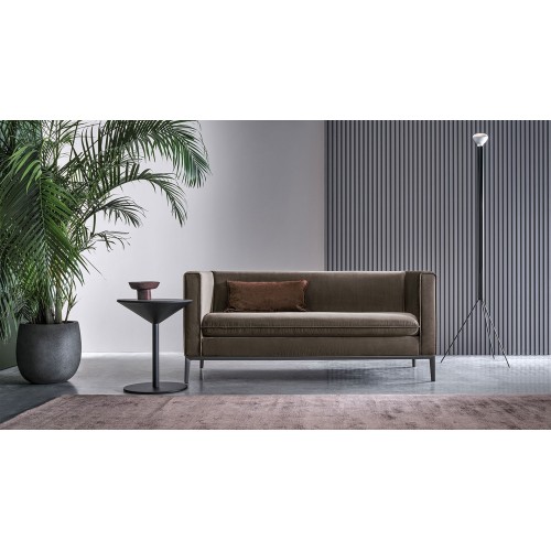 Lucas Twils Moderner Sofa