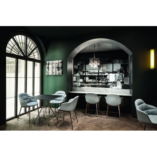 Mood Bontempi Stuhl aus Stahl mit Armlehnen bezogen