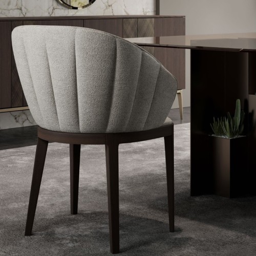 Lisa B Zamagna Stuhl