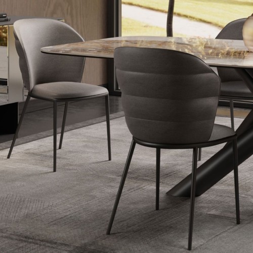 Terry A Zamagna Stuhl