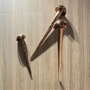 dekoratives-wandobjekt-chiodo-wall-adriani-e-rossi