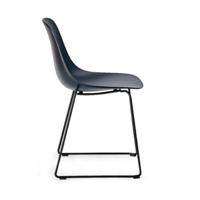 Chair Pure Loop Mono sled Infiniti Design