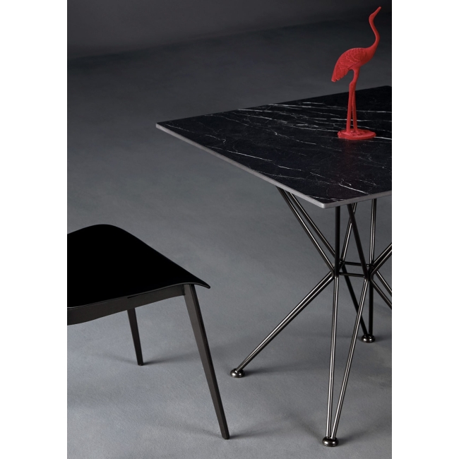 Star Colico Table