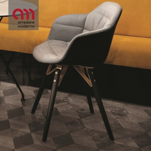 Mood Bontempi Casa chair in wood covered with armrests