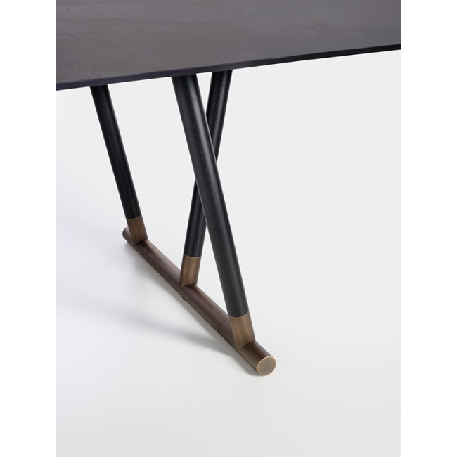 Pipe Potocco fixed table