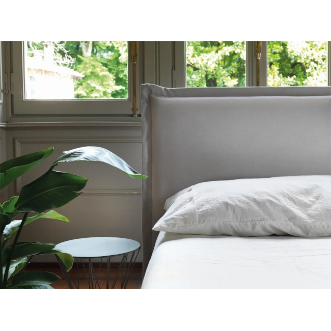 Helene Ergogreen Queen size bed