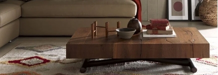 Extendable coffee table
