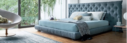 Upholstered bed