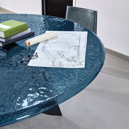 Table designer Avalon Arketipo