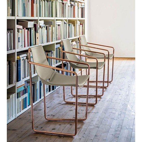 Apelle P M CU Midj Chaise