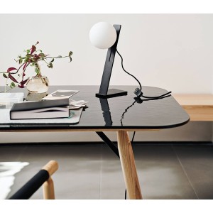 lampe-suspense-midj-de-table