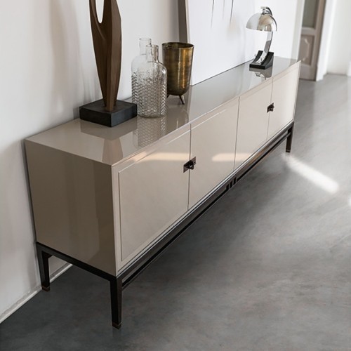 Oriental Alivar Buffet