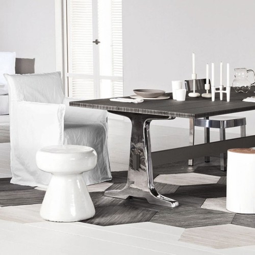 Ghost 25 Gervasoni Chaise rembourrée avec accoudoirs