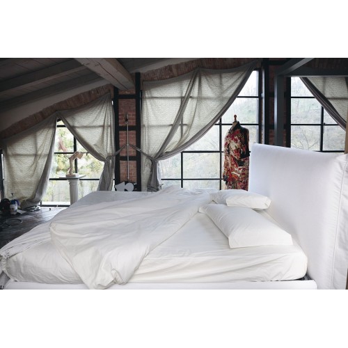 Chloè Noctis Lit une place et demie