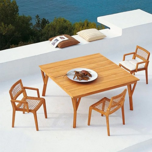 Synthesis Carré Unopiù Table