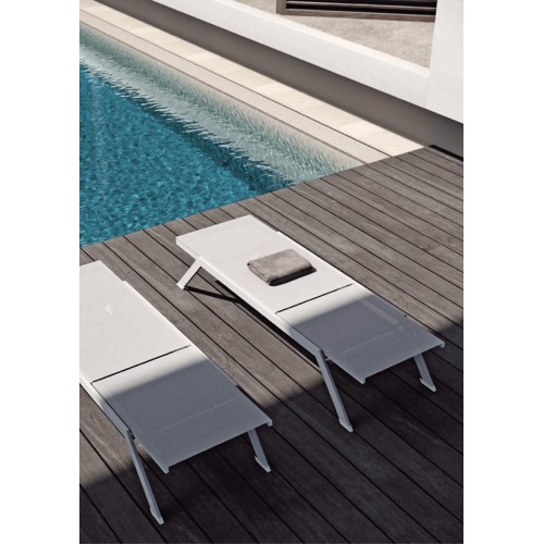 Bains de soleil Maja Myyour