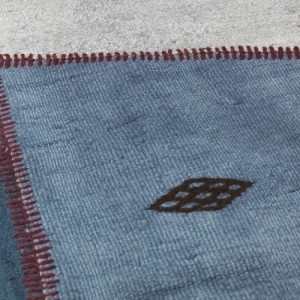 tapis-mohebban-nomadismi-deep-in-the-dark