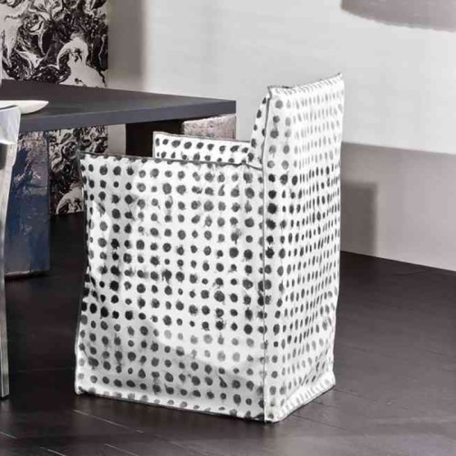 Sedia con braccioli Gervasoni Ghost 25 rivestita - Arredare Moderno