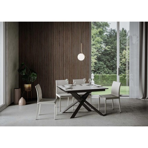 Tavolo allungabile bordo antracite Itamoby Ganty - Arredare Moderno