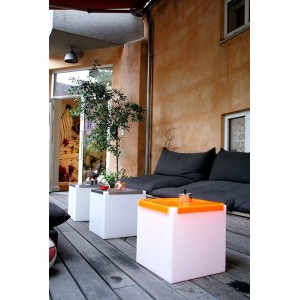 tavolino-kubo-inox-slide